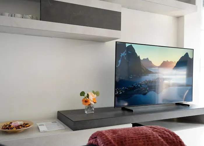 Lakeside Attic Apartamento *